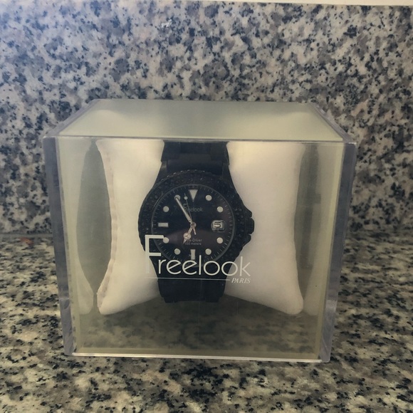 Freelook watch - gently worn - Picture 2 of 7